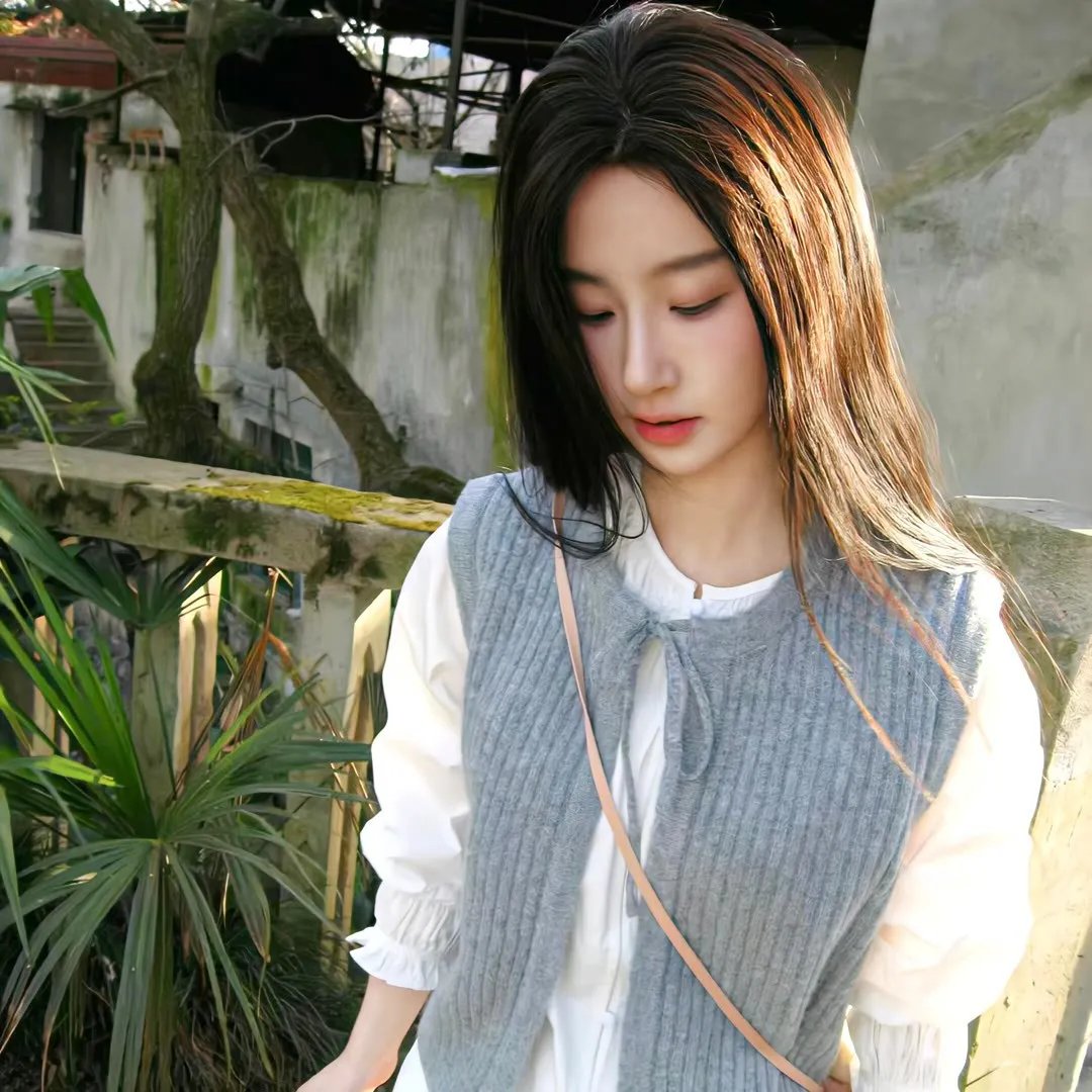 玫瑰于灰烬中重绽